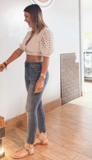 Bella Falconi feet photo thumbnail