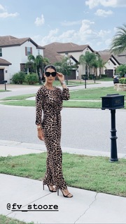 Bella Falconi feet photo thumbnail