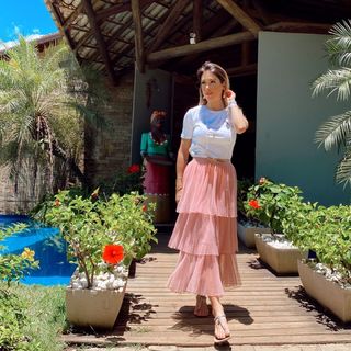 Bella Falconi feet photo thumbnail