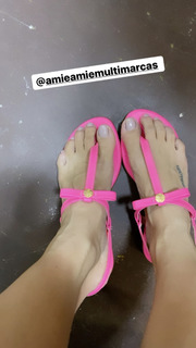 Bella Falconi feet photo thumbnail