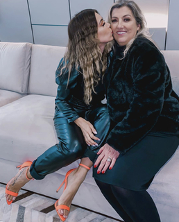 Bella Falconi feet photo thumbnail