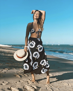 Bella Falconi feet photo thumbnail