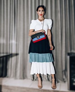 Bella Falconi feet photo thumbnail