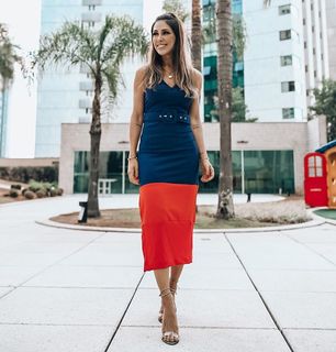 Bella Falconi feet photo thumbnail