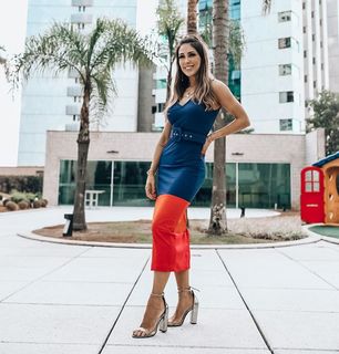 Bella Falconi feet photo thumbnail