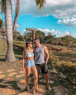 Bella Falconi feet photo thumbnail