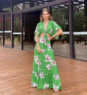 Bella Falconi feet photo thumbnail