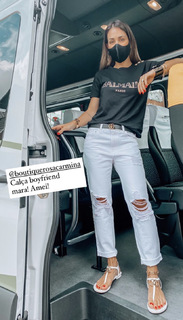 Bella Falconi feet photo thumbnail