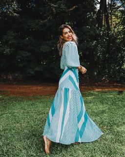 Bella Falconi feet photo thumbnail