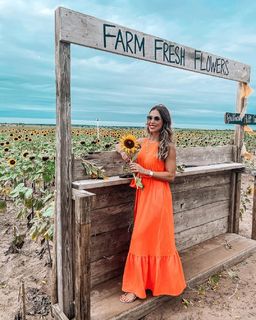 Bella Falconi feet photo thumbnail