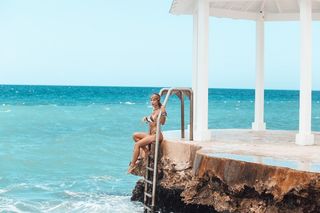 Bella Falconi feet photo thumbnail