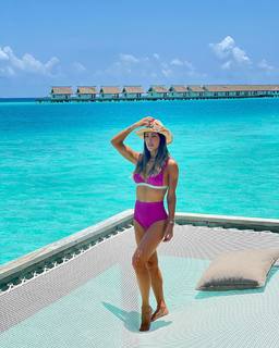 Bella Falconi feet photo thumbnail