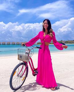 Bella Falconi feet photo thumbnail