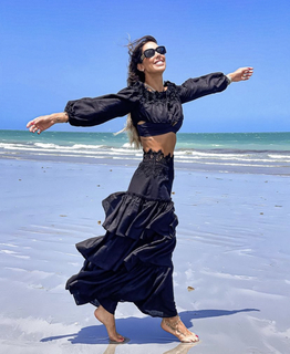 Bella Falconi feet photo thumbnail