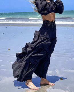 Bella Falconi feet photo thumbnail