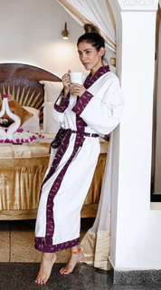 Bella Falconi feet photo thumbnail