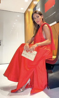 Bella Falconi feet photo thumbnail