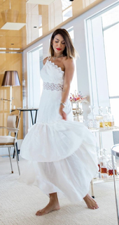 Bella Falconi feet photo thumbnail