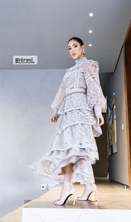 Bella Falconi feet photo thumbnail