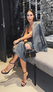 Bella Falconi feet photo thumbnail