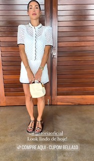 Bella Falconi feet photo thumbnail