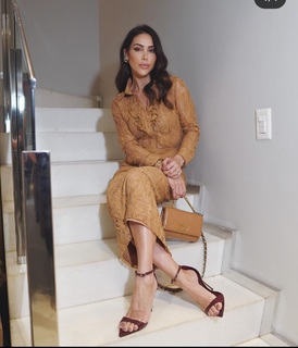 Bella Falconi feet photo thumbnail