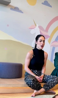 Bella Falconi feet photo thumbnail