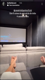 Bella Falconi feet photo thumbnail