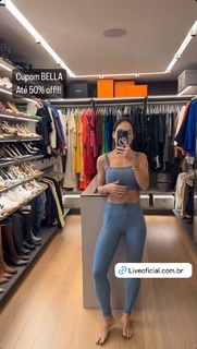 Bella Falconi feet photo thumbnail