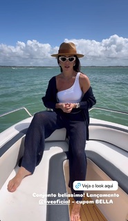 Bella Falconi feet photo thumbnail