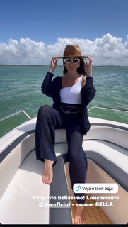 Bella Falconi feet photo thumbnail