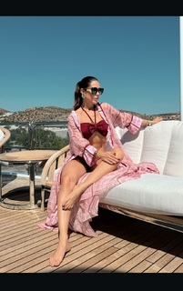 Bella Falconi feet photo thumbnail