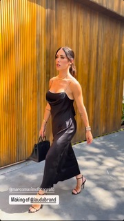 Bella Falconi feet photo thumbnail