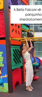 Bella Falconi feet photo thumbnail