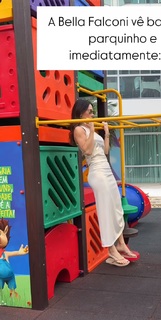 Bella Falconi feet photo thumbnail