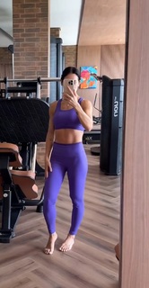 Bella Falconi feet photo thumbnail