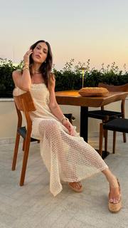 Bella Falconi feet photo thumbnail