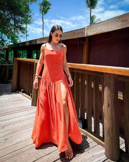 Bella Falconi feet photo thumbnail