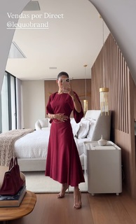 Bella Falconi feet photo thumbnail