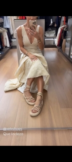 Bella Falconi feet photo thumbnail