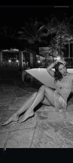 Bella Falconi feet photo thumbnail