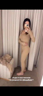 Bella Falconi feet photo thumbnail