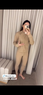 Bella Falconi feet photo thumbnail