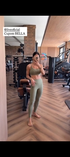 Bella Falconi feet photo thumbnail