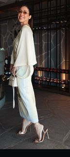 Bella Falconi feet photo thumbnail