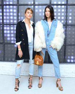 Bella Hadid feet photo thumbnail