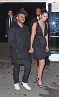 Bella Hadid feet photo thumbnail