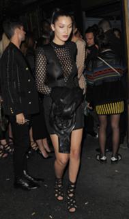 Bella Hadid feet photo thumbnail