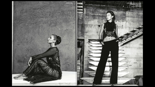 Bella Hadid feet photo thumbnail