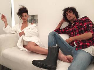 Bella Hadid feet photo thumbnail